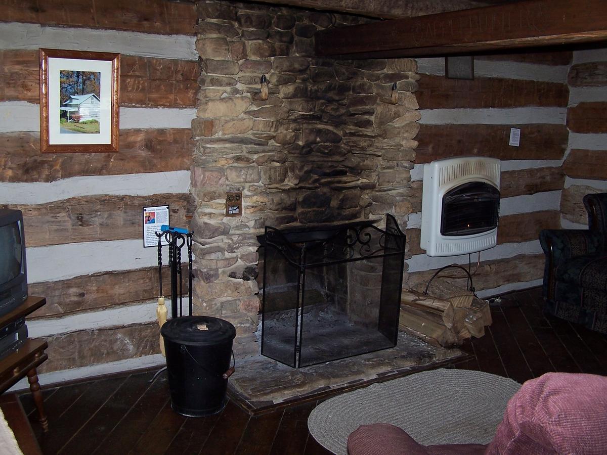 Cabin Creekwood Lyndhurst Bagian luar foto